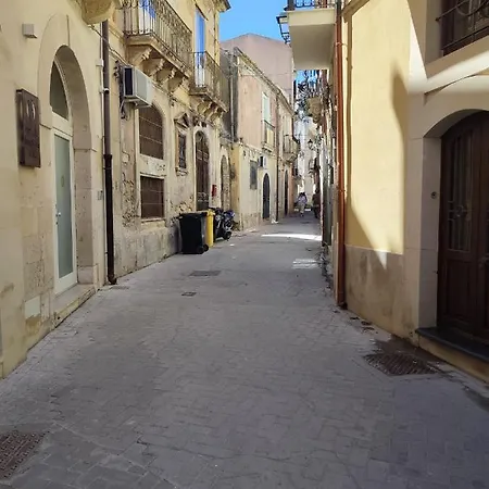 La Casetta Di Diana Ortigia Holiday home Syracuse